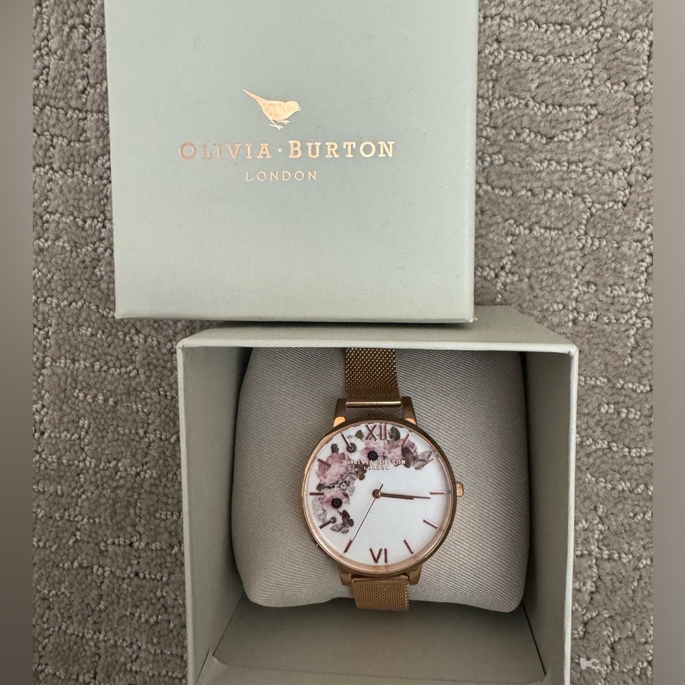 NWT Olivia Burton Women's Rose Gold Watch with Floral Dial - Picture 3 of 4